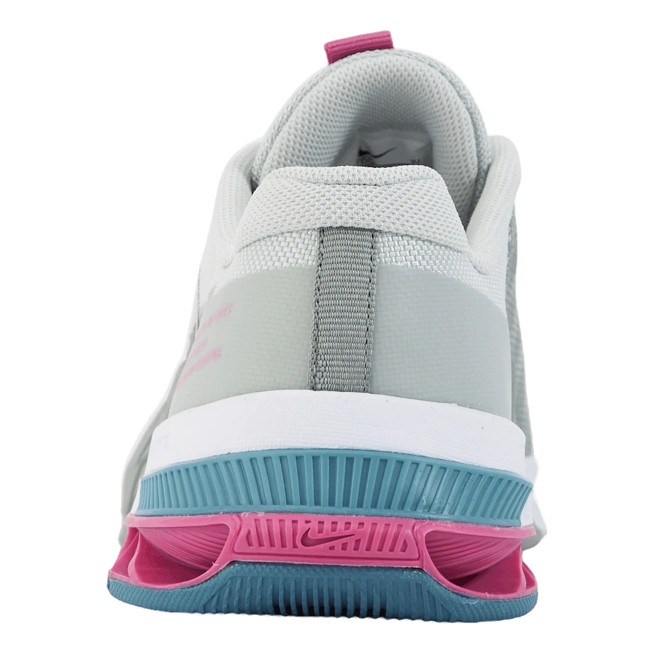 Nike Metcon 8 Women's Training Shoes LIGHT SILVER/BLACK-MICA GREEN - Billede 2