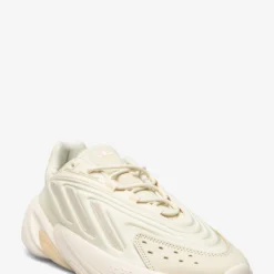 Adidas Originals OZELIA Shoes - SAND/ECRTIN/CBLACK