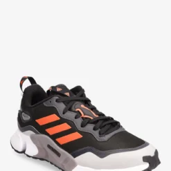 Adidas Sportswear Climawarm Shoes - CBLACK/SOLRED/CARBON